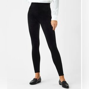 New With Tags Spanx Women’s Size Large Black Velvet Leggings